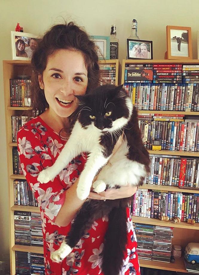 1a92ea3f-c79b-4256-a830-08a76babc529 rendlesham_cat_sitter_abby